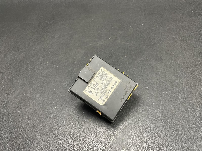 Tire Pressure Monitor TPMS Control Module 2017 Kia Soul 95800-B2010 2018 2019