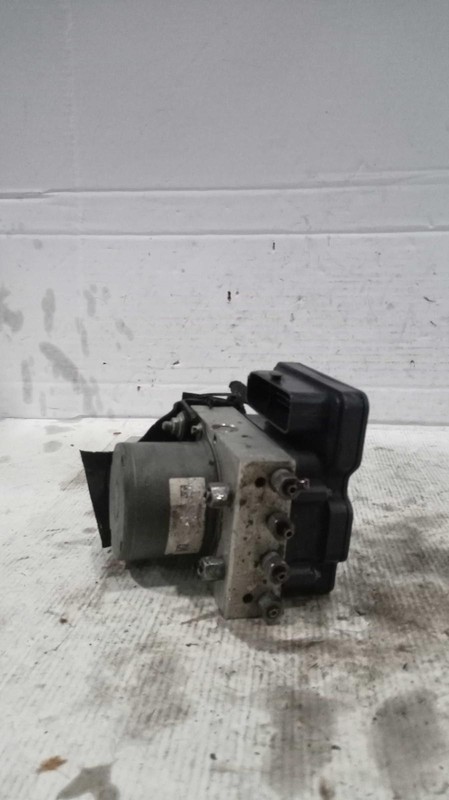 2015 Chrysler 200 ABS Pump & Motor Assembly OEM 68234916AA Red 104K Mi