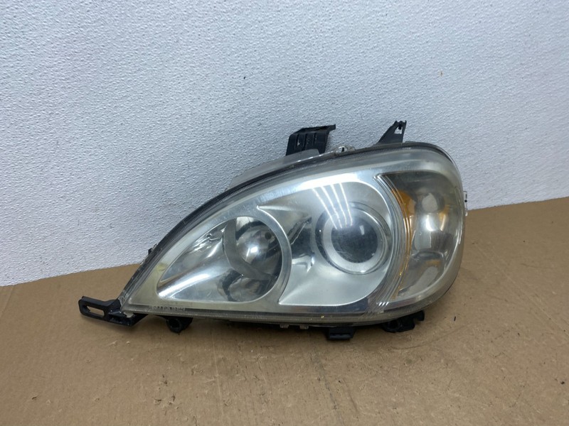 2002 - 2005 Mercedes ML ML350 ML500 Left Driver LHHalogen Headlight AC5819 DW