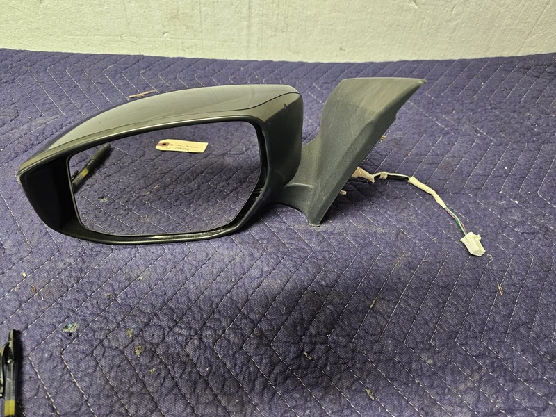 OEM For 16-19 Nissan Sentra (Driver) Left Outside Side View Door Mirror Glass
