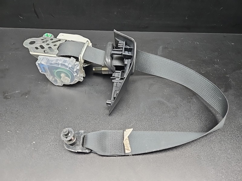 2009-2013 Infiniti G37 Convertible Front Right Seat Belt OEM