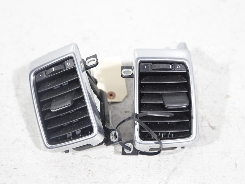 2010 - 2016 PORSCHE PANAMERA REAR LEFT & RIGHT CENTER CONSOLE AIR VENT OEM 78K