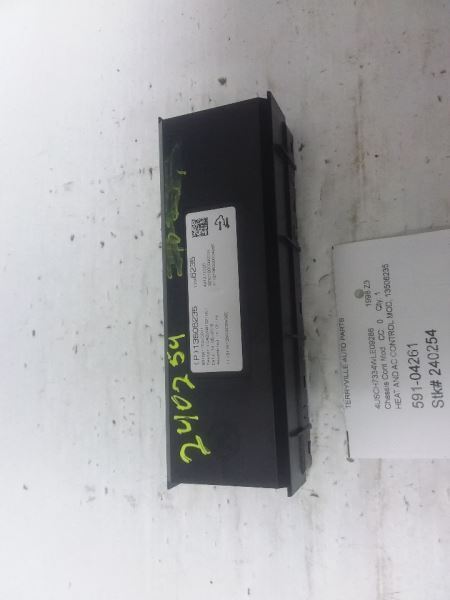 Temperature Heat And AC Control Module ID 13506235 Fits 16-17 ENCORE 1441766