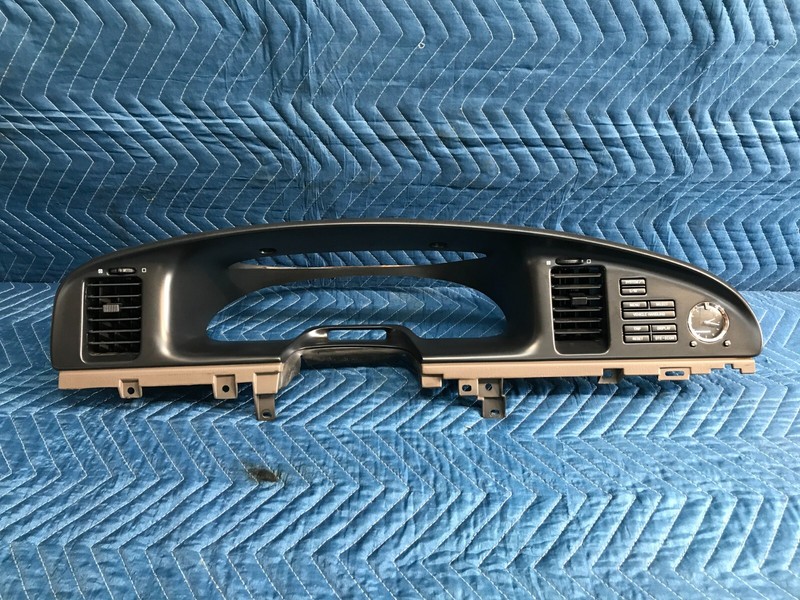98-02 LINCOLN CONTINENTAL SPEEDOMETER CLUSTER DASH BEZEL TRIM PANEL OEM
