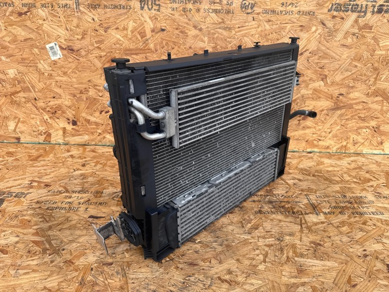 OEM BMW F22 F30 F32 N20 N55 Engine Main Front Radiators Cooling ASSEMBLY SET AT