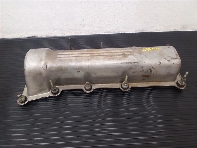 02-12 Jeep Liberty 3.7L Right Passenger Valve Cover OEM 53021938AC