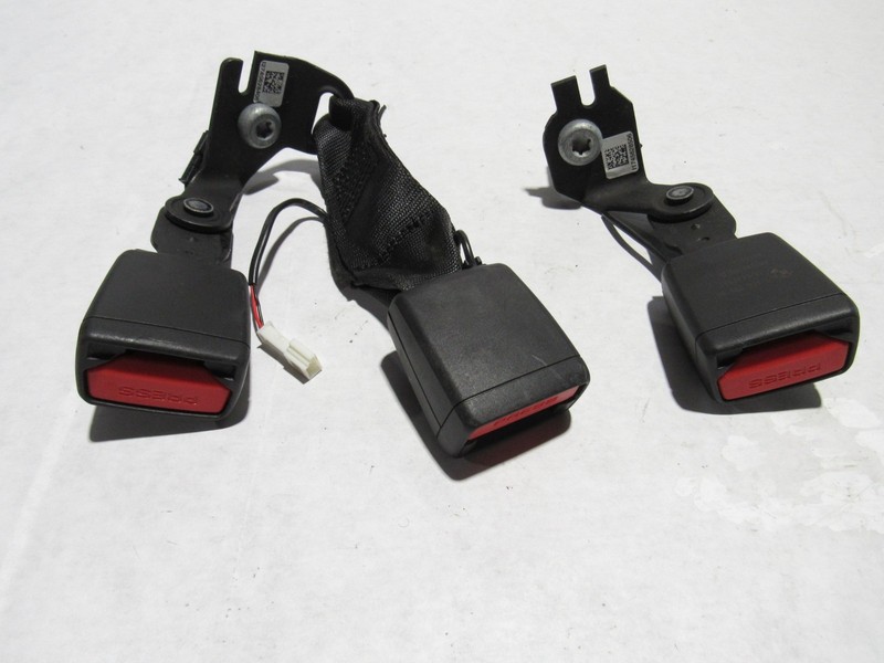 BMW M235i F44 2023 Rear Right Left Center Seat Belt Buckle Set 3 PCS 20-25 *