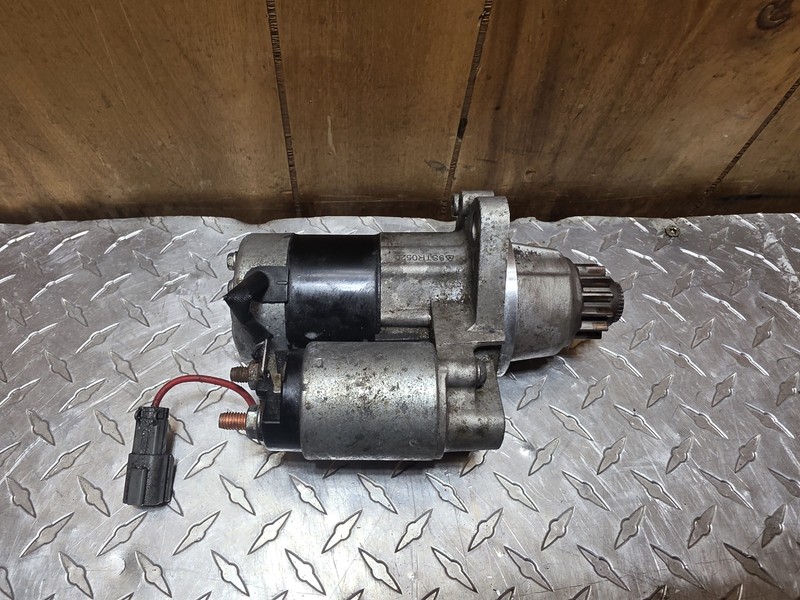 2002-2006 Nissan Sentra 2.5L Starter Assembly Automatic Oem