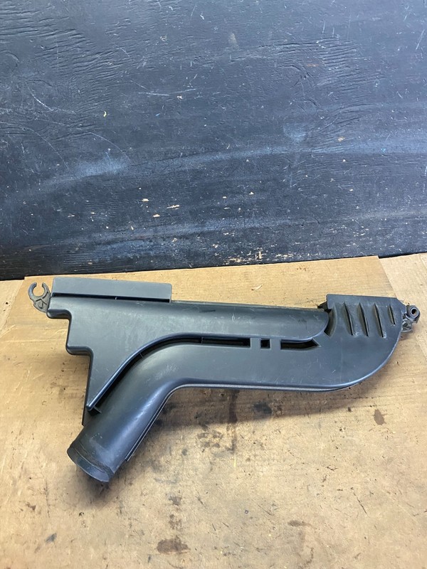 2007 to 2012 Nissan Altima Upper Air Intake Duct16554JA100 R0314 DG