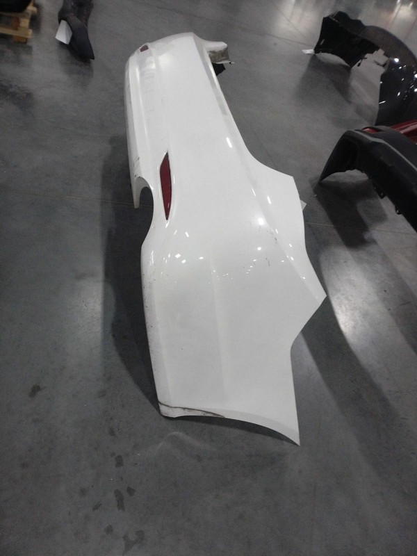 2011 Hyundai Sonata White Bumper Assembly OEM Good Condition 118K Miles
