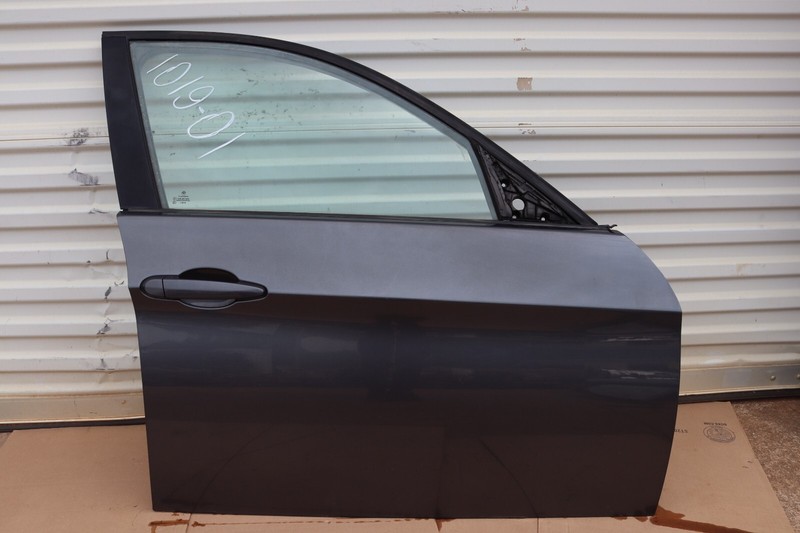 2007-2011 BMW 335I SEDAN E90 FRONT RIGHT PASSENGER SIDE DOOR SHELL PANEL OEM