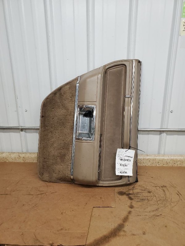 TOWN CAR1988 Door Trim Panel Rear 292823