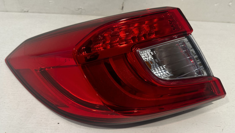 2018-20 HONDA ACCORD HYBRID LH TAIL LAMP ASSY. OEM PART# 33550-TVA-A513-M1