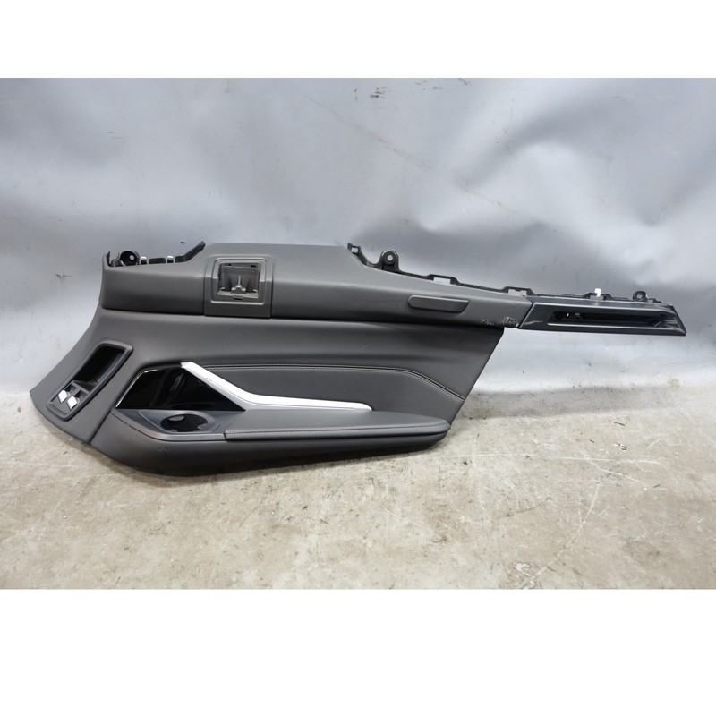 Damaged 23-25 BMW G07 X7 Right Rear Third Row Side Interior Trim Panel Black OEM