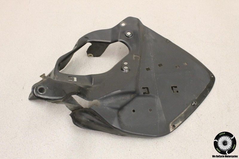 2003 BMW R1200CL LEFT SIDE FAIRING COVER BRACKET MOUNT COWL PLATE R 1200 CL 03