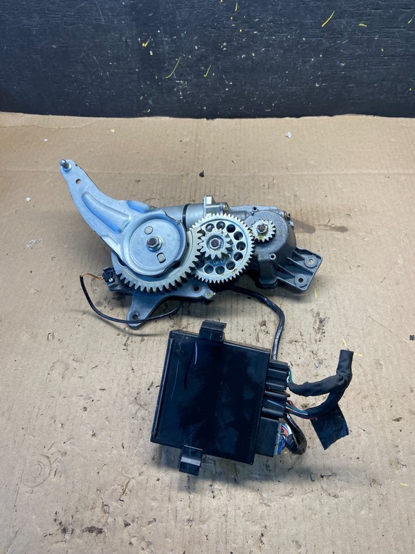 2009-2012 GMC Acadia Power Motor Liftgate Tailgate Control Module t4282 DG
