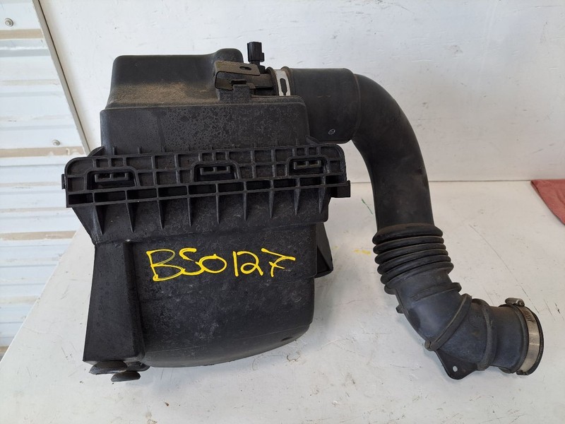 2009-2020 Dodge Journey Air Cleaner Intake Box Assembly 2.4L