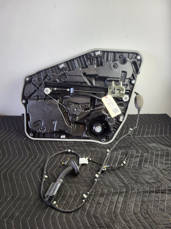2019-2025 Bmw X4 30i Right Rear Door Regulator Carrier Panel OEM 7417372