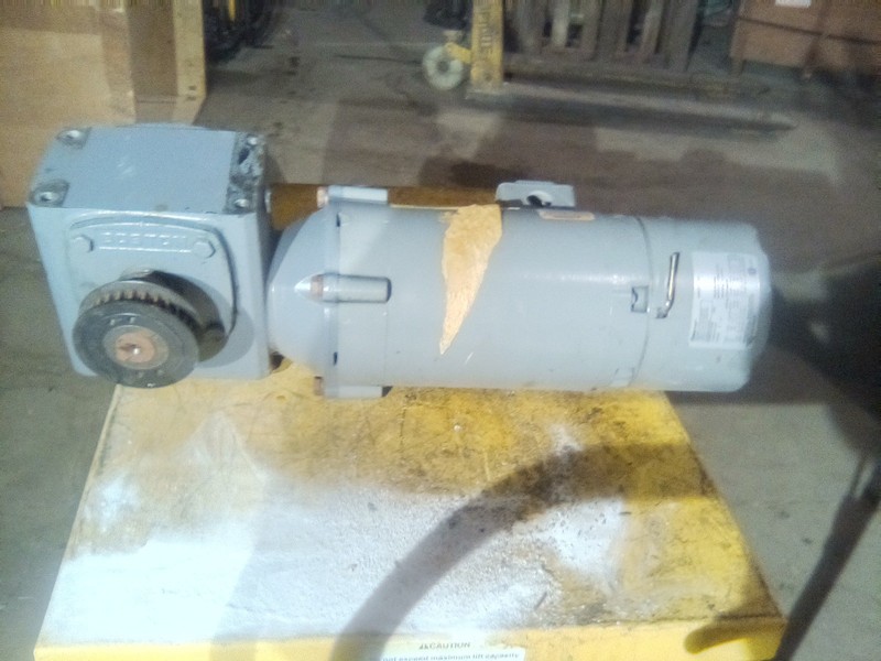 Boston Gear FUTB-B F72115SB5JFTUBB 15.1 Ratio 460Volts 1725 RPM 1/2HP