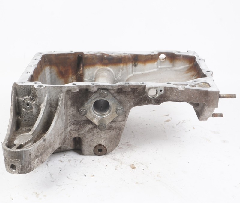 2014-2024 Maserati Ghibli S Q4 3.0L AWD Engine Oil Sump Pan 304401 OEM