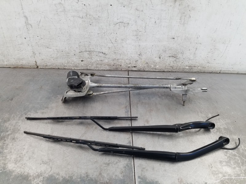 2008 Chevy Corvette C6 Vert Windshield Wiper Motor / Arms #7050 P5
