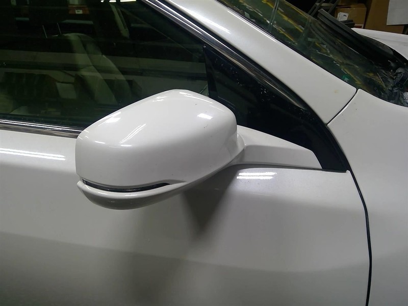 Passenger Side View Mirror Without Automatic Dimming Fits 14-18 RLX 1750427