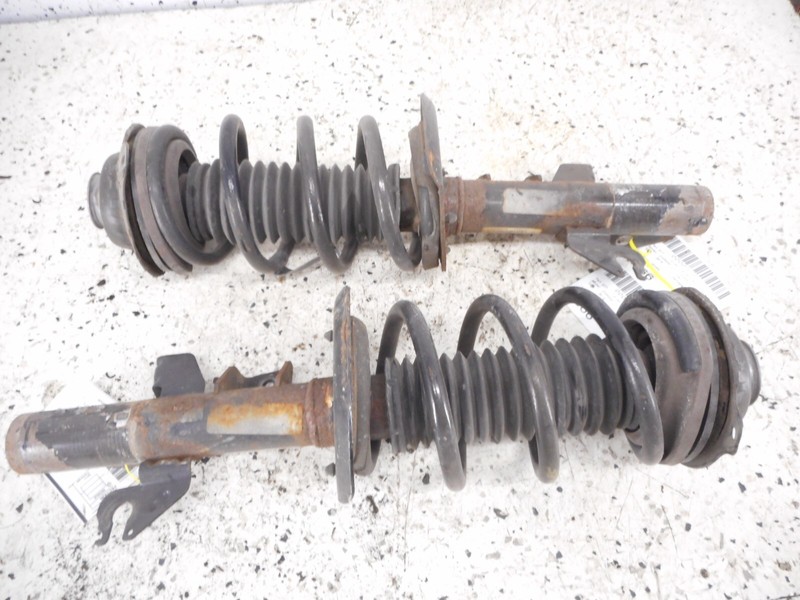Chrysler 200 3.6L Front Strut Pair Left Right OEM 2015 2016 2017