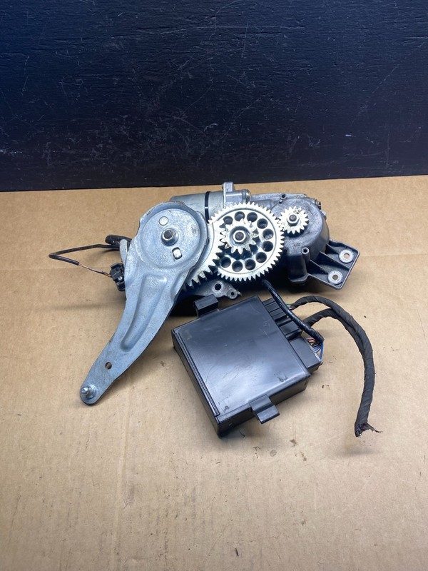 2009-2012 GMC Acadia Power Motor Liftgate Tailgate Control Module ac2778 DG