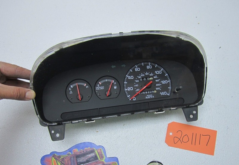 SPEEDOMETER DASH CLUSTER ODOMETERGAUGE COVER 69K for 93 94 95 HYUNDAI ELANTRA