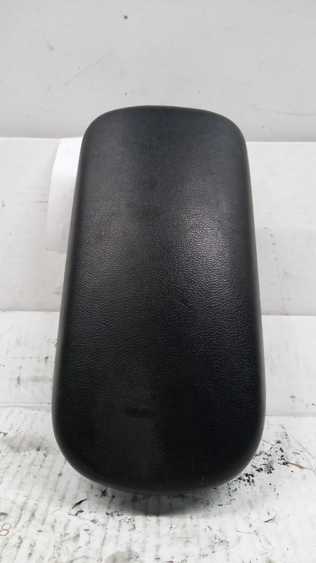 KIA Forte 2016 Red Center Console Lid OEM 84611A7000WK 119K Miles