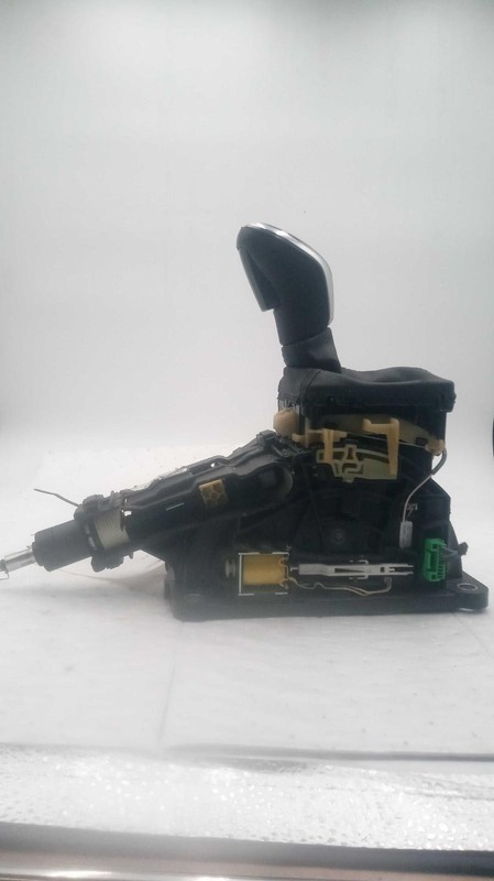 2015 VOLVO S60 Automatic Transmission Shift Lever Assembly 4WD 92K Miles