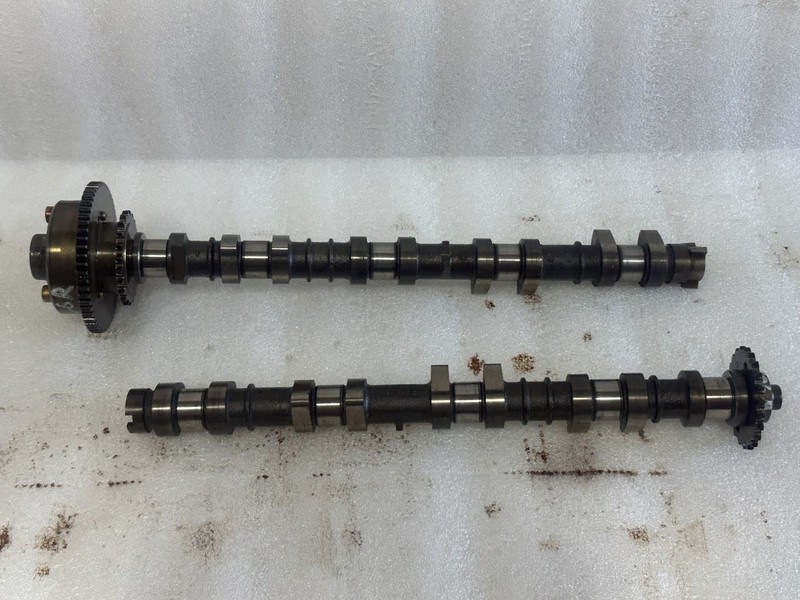 2003 2004 2005 2006 JAGUAR XK8 LEFT ENGINE CYLINDER HEAD CAMSHAFTS PAIR