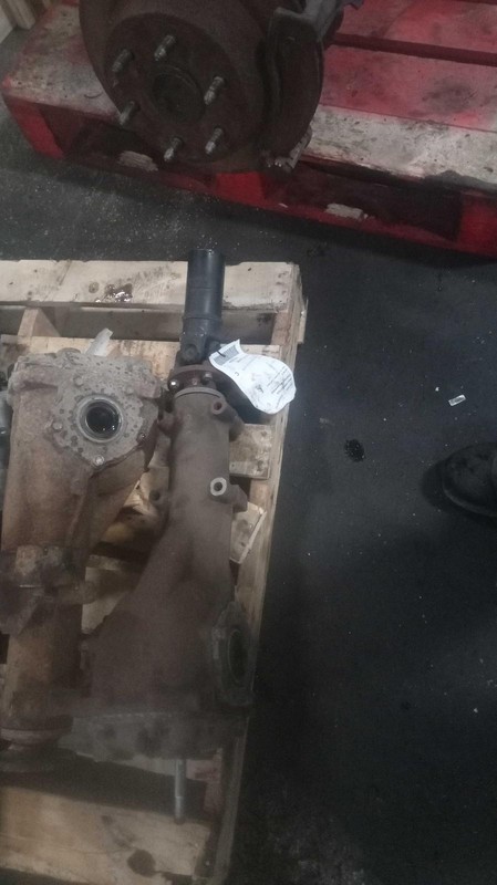 2011 Subaru Forester Differential Carrier Assembly OEM 114k Miles 4WD