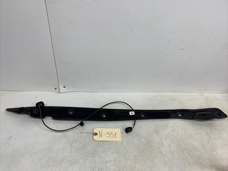 ⚡️16-20 Tesla X Rear RH passenger trunk liftgate pinch sensor 1042393-00C 551 U8