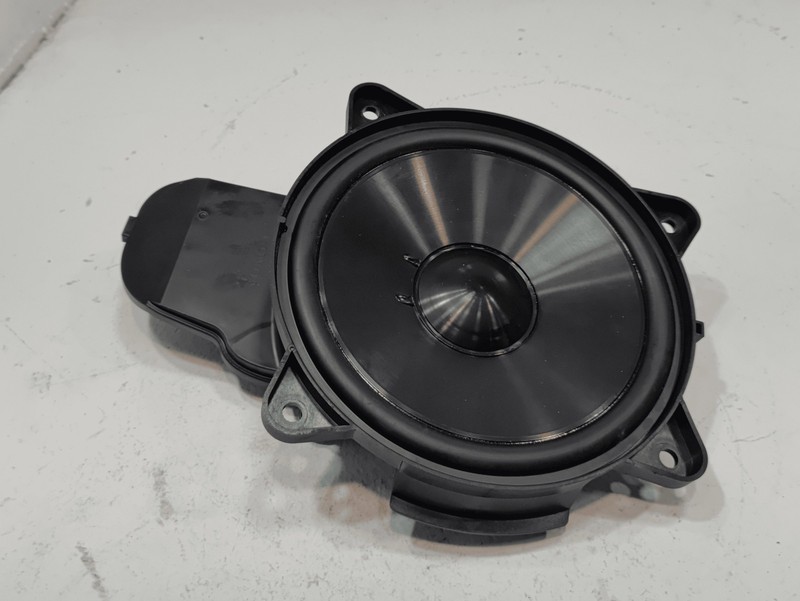 2016-2018 Honda Pilot Rear Audio Bass Sound Box Subwoofer Sub Woofer Speaker OEM