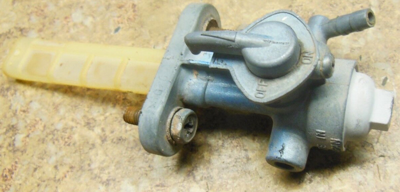 1980 Suzuki TS250 TS 250 Enduro Fuel Gas Petcock Valve Tap On Off 80