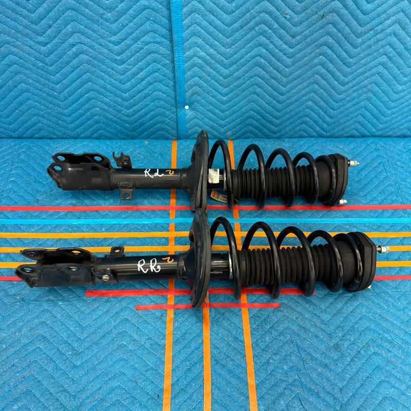 2013–2018 Toyota Avalon Rear Shock Absorber Strut Set OEM