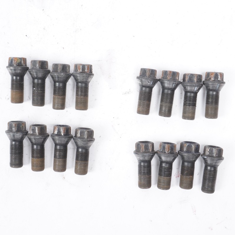 08-14 Mercedes W204 C300 C350 Wheel Lug Nut Bolt SET Of 16 OEM