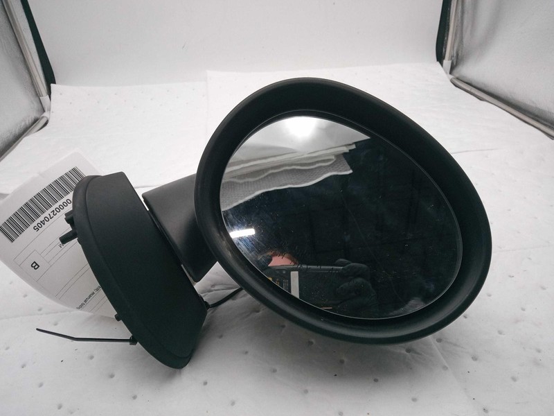 2015 MINI COOPER Right Door Mirror Assembly White OEM 501078 140K Miles