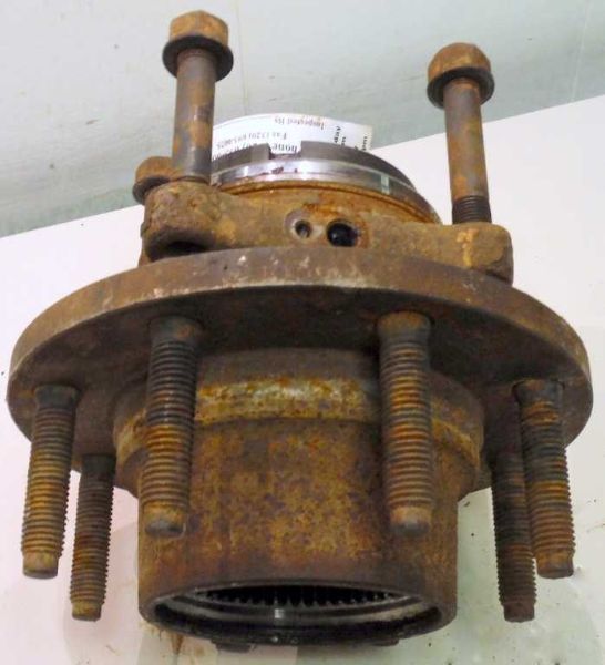 99 00 01 02 FORD F250 SUPER DUTY HUB 140375