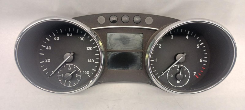 09-'10 MERCEDES R350 Speedometer 142k miles OEM 1 Year Warranty!