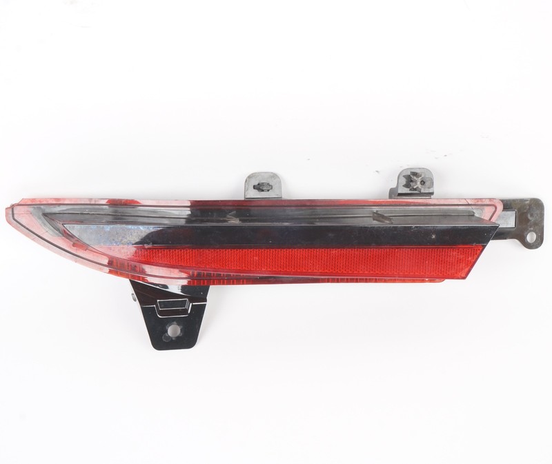 2022 - 2025 Genesis Electrified GV70 Rear Right Bumper Reflector Signal Lamp OEM
