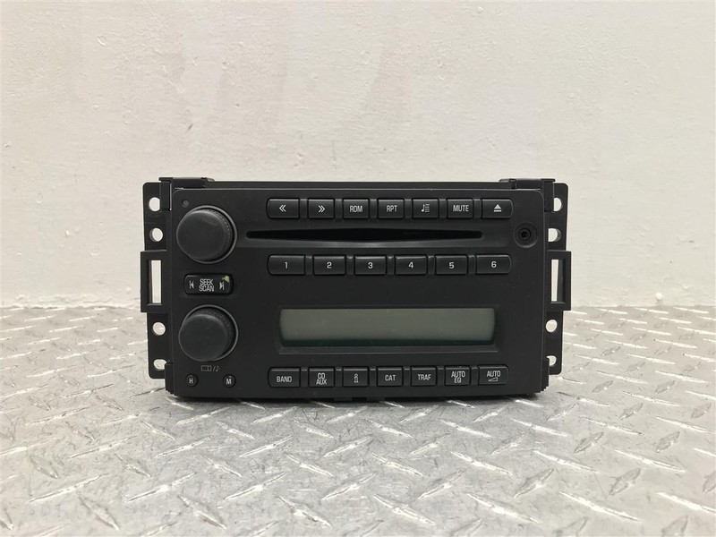 08 09 CHEVROLET UPLANDER AM/FM/CD OPT US8 OEM 15878234