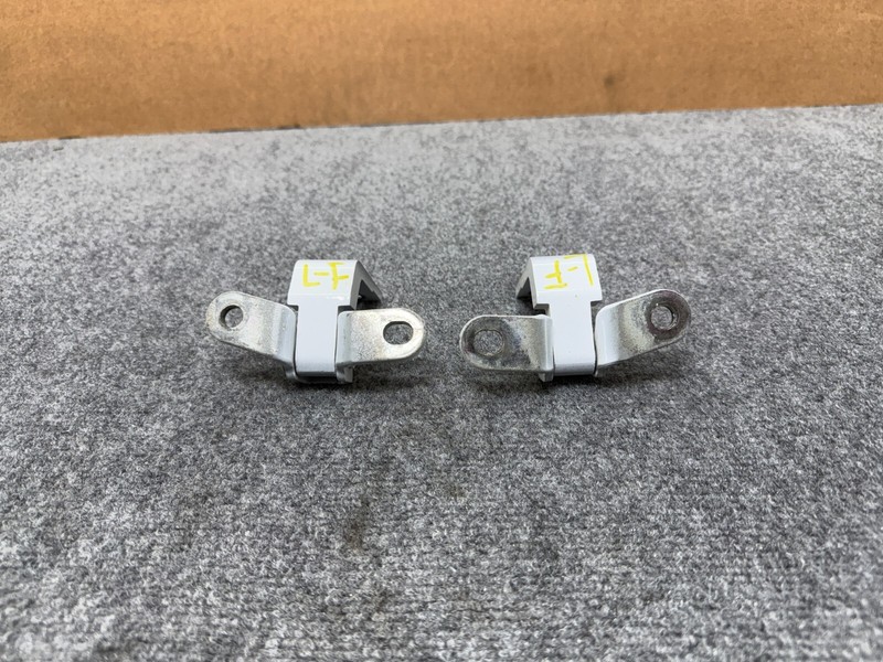 GENESIS G80 2021-2025 OEM FRONT LEFT DRIVER DOOR HINGES BRACKETS ASSEMBLY (PAIR)