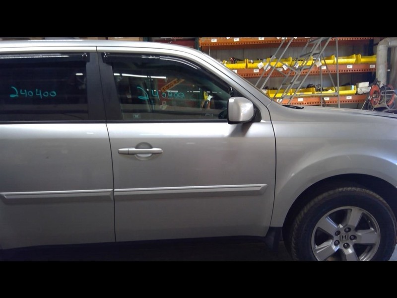 Passenger Right Front Door Electric Fits 09-15 PILOT 1464920