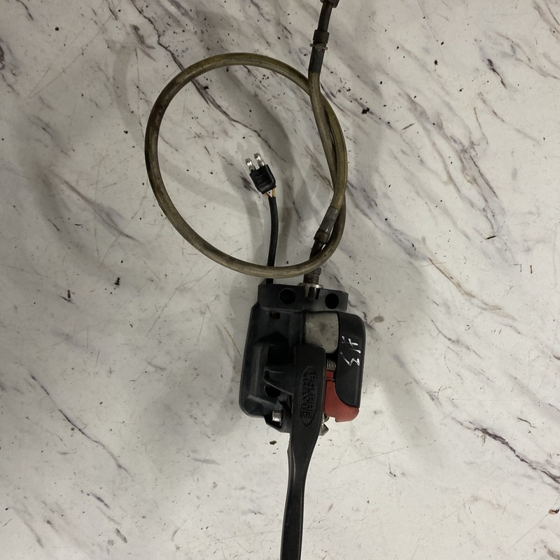 2005 - 2006 POLARIS RMK 900. Brake master cylinder And braidedbrake line #3