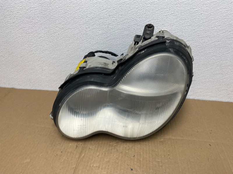 2001-2004 Mercedes-Benz C Class Halogen Left Driver Headlight Oem AB8119 DW