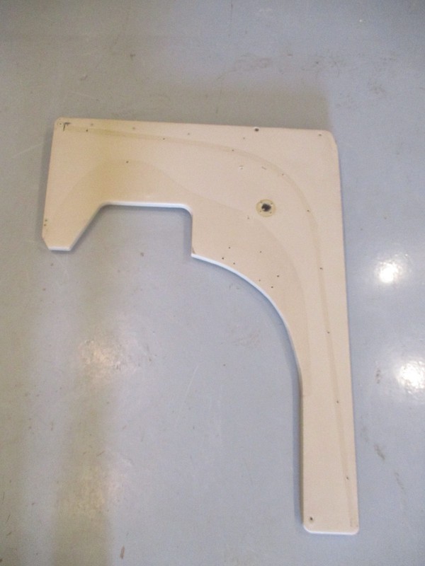 1995 Lund Tyee 1850 Grand Sport Sterndrive Starboard Side Dash Panel