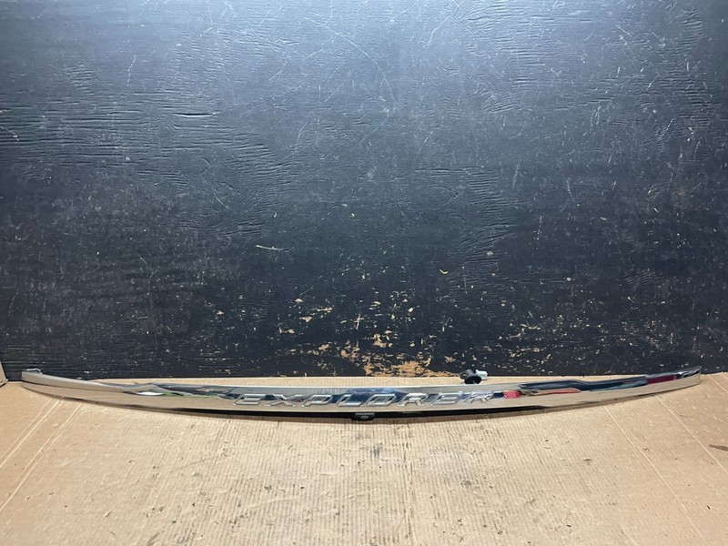 2011 to 2014 Ford Explorer Rear Tailgate Gate Trim Molding With Camera z6073 DG