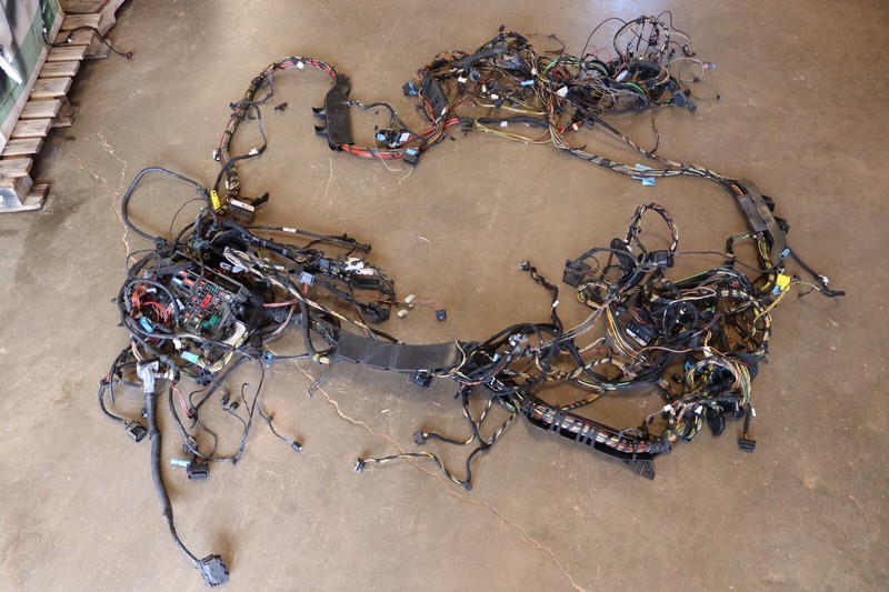 2013-2015 BMW X1 E84 MAIN BODY WIRE WIRING HARNESS CABLE W/ FUSE OEM